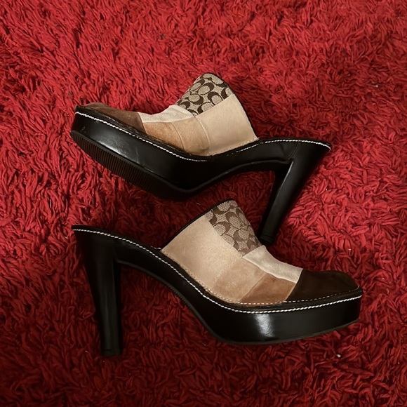 Authentic Vintage Coach heels 👠 - Picture 6 of 11